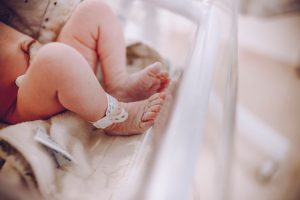 περιτύλιξη και φυσιολογικός τοκετός